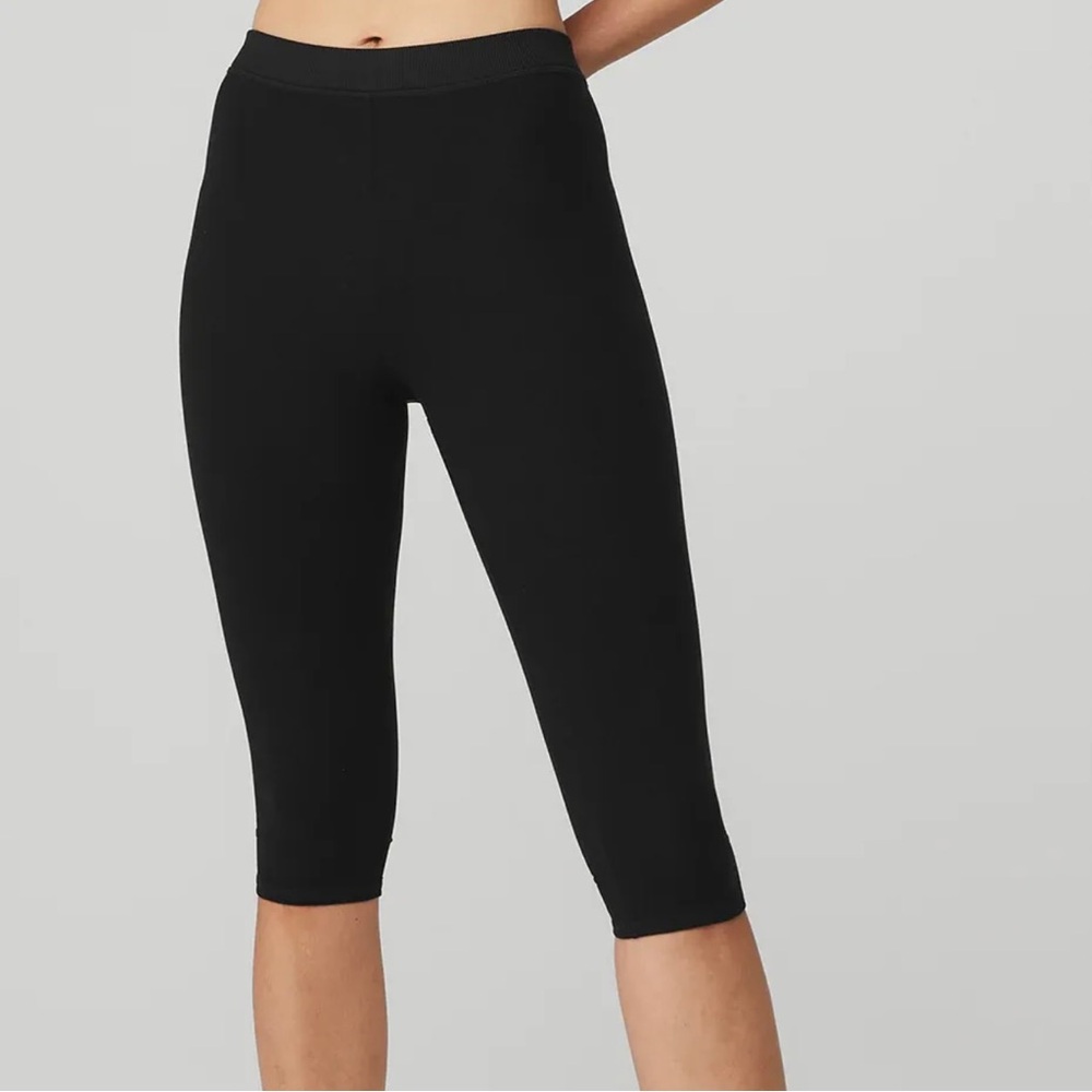 Alo High Waist Alosoft 90’s Capri | XXS | NWT